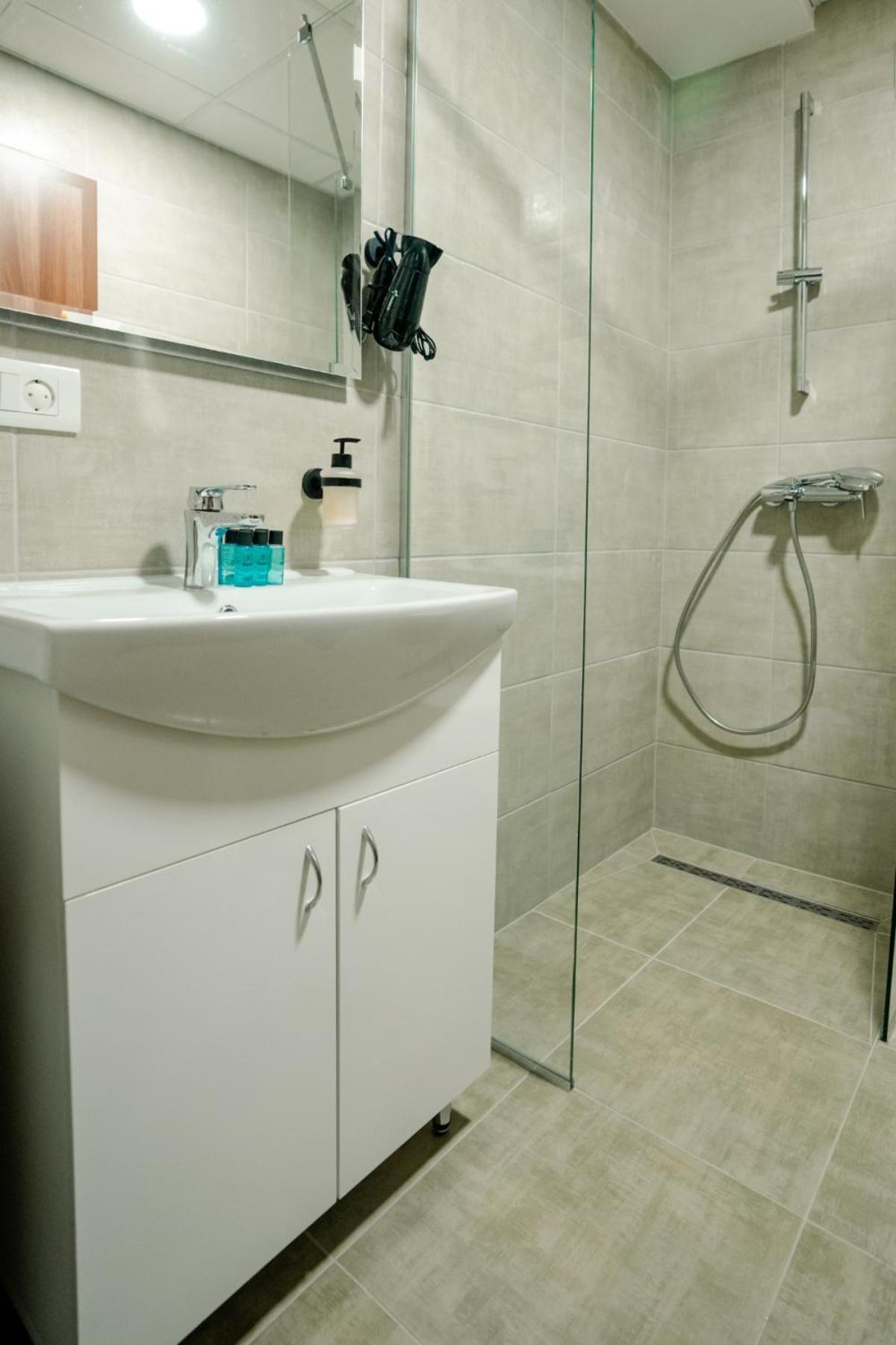 Darki Apartments 3 - Very Central Stay With Free Parking Ohri Dış mekan fotoğraf